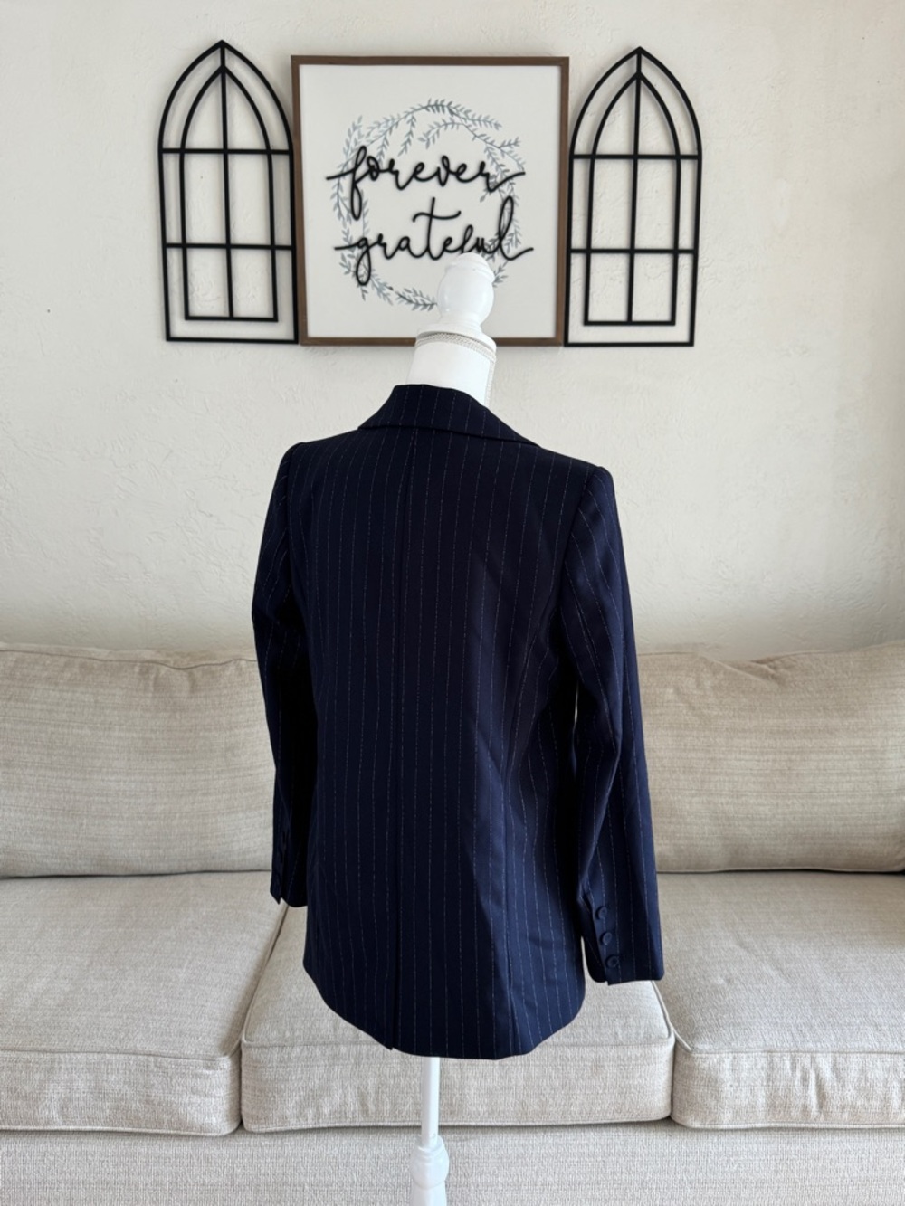 FAVORITE DAUGHTER The Suits You Blazer In Classic Navy Pinstripe Size S - Picture 7 of 15